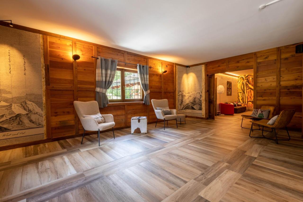 Alpine Forest Hotel Champoluc Exterior photo